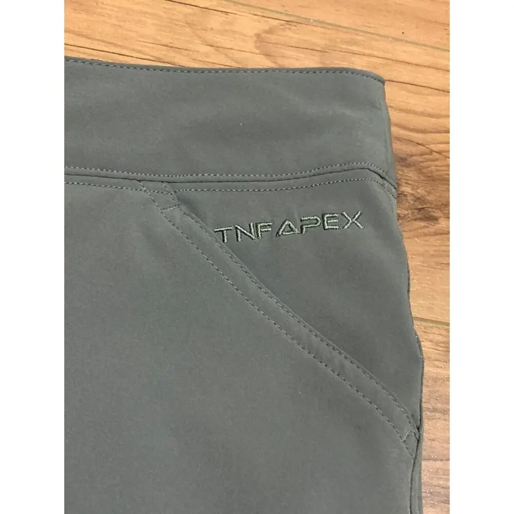 The North Face women’s north